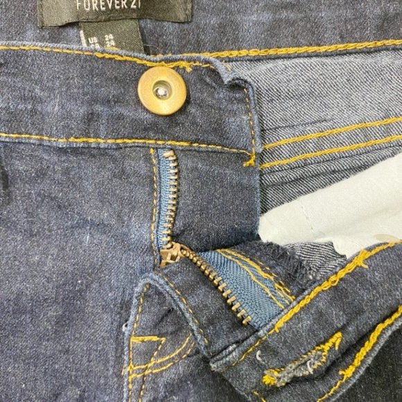 Forever 21 Denim Shorts - Picture 5 of 6